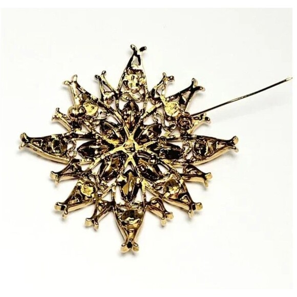 MCM Brooch Prong Set Filigree Star Maltetese Cross Gold Tone Crystals 2.6" EUC! - Picture 3 of 5